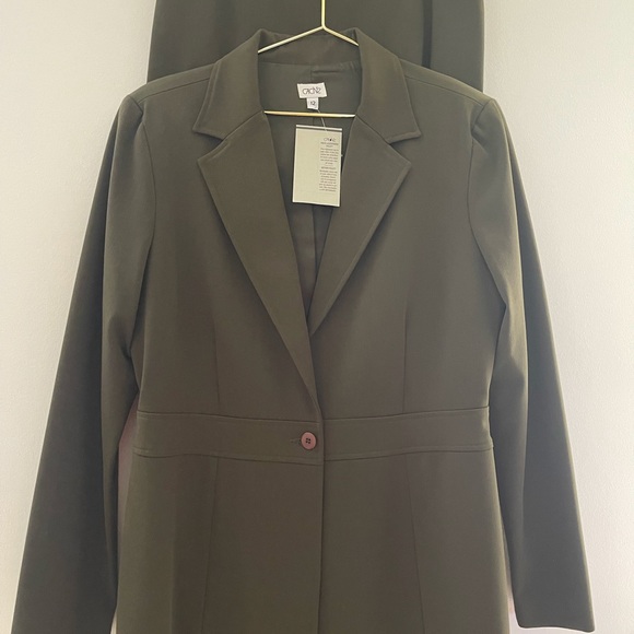✨ Cache Two Piece Green Women’s Suit - Picture 4 of 16